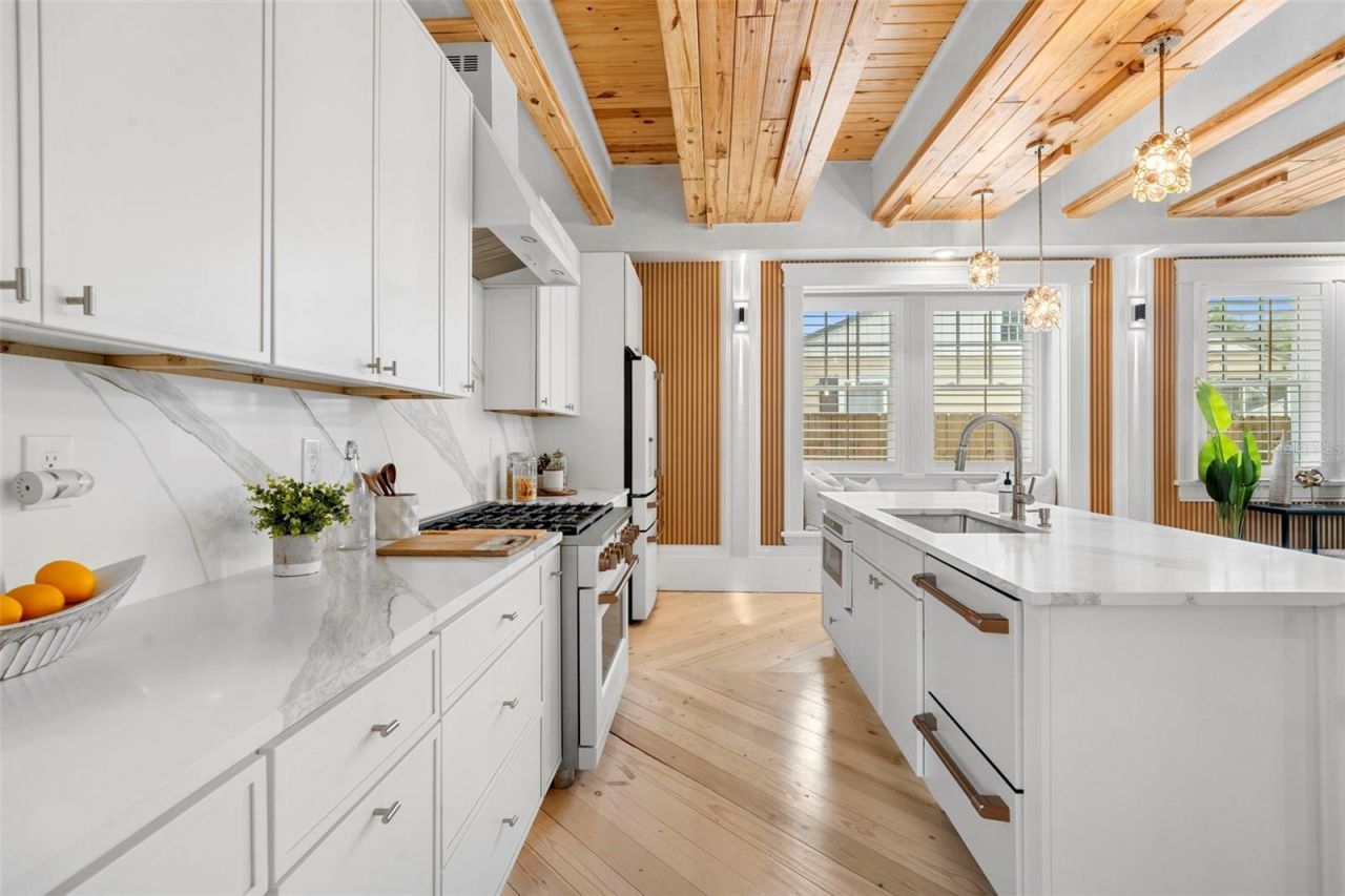 1521 E Harwood Street, Orlando, FL 32803 Photo