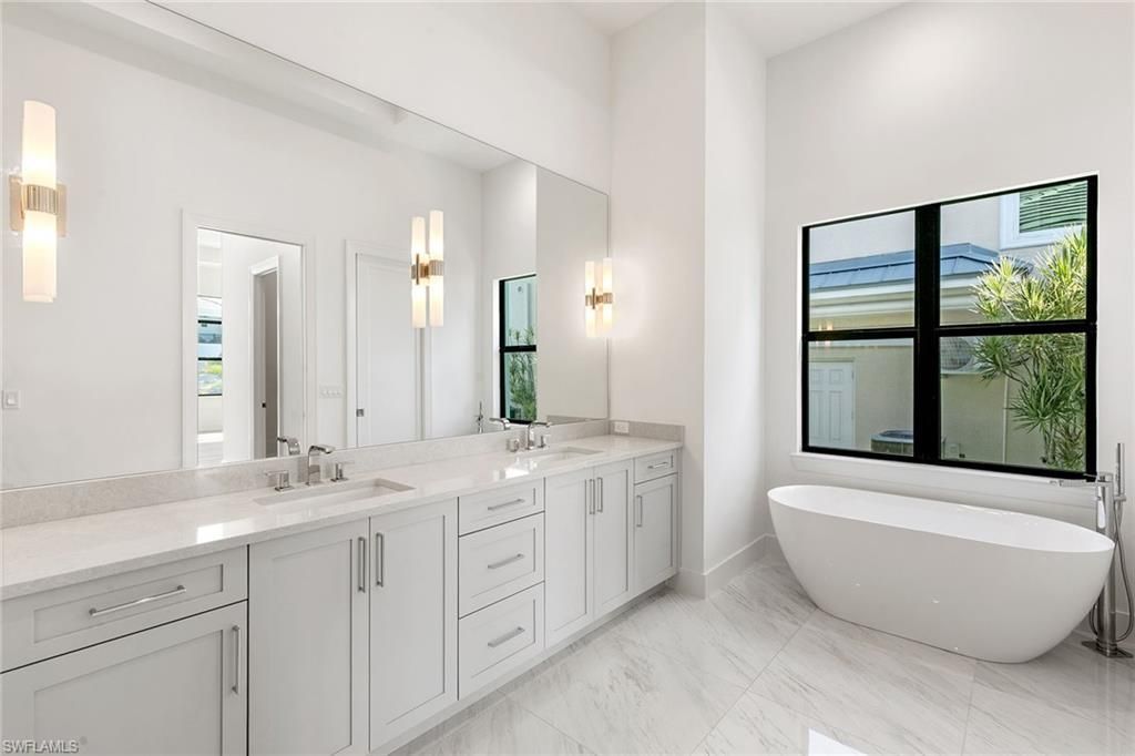 1285 Orange Ct, Marco Island, FL 34145 Photo