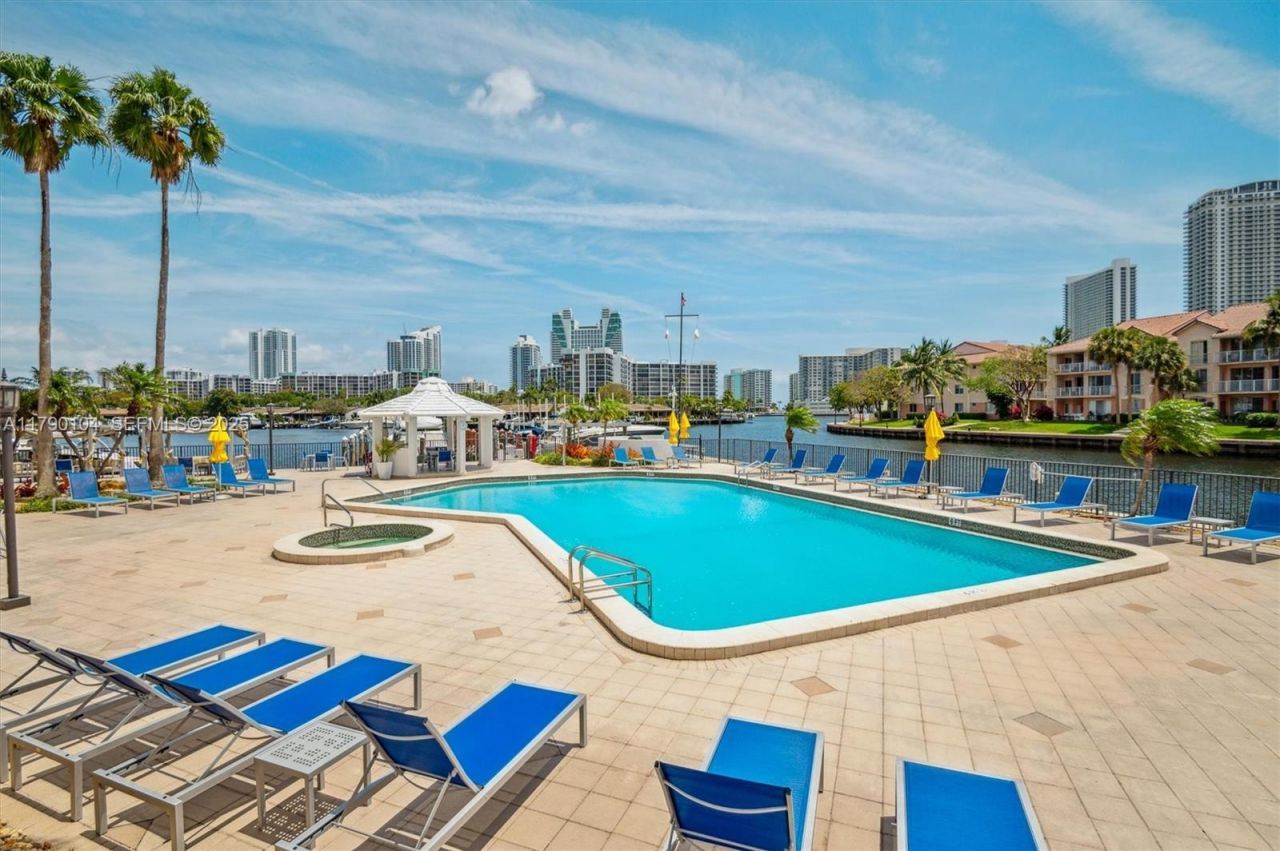 300 Three Islands Blvd, Unit 601, Hallandale Beach, FL 33009 Photo