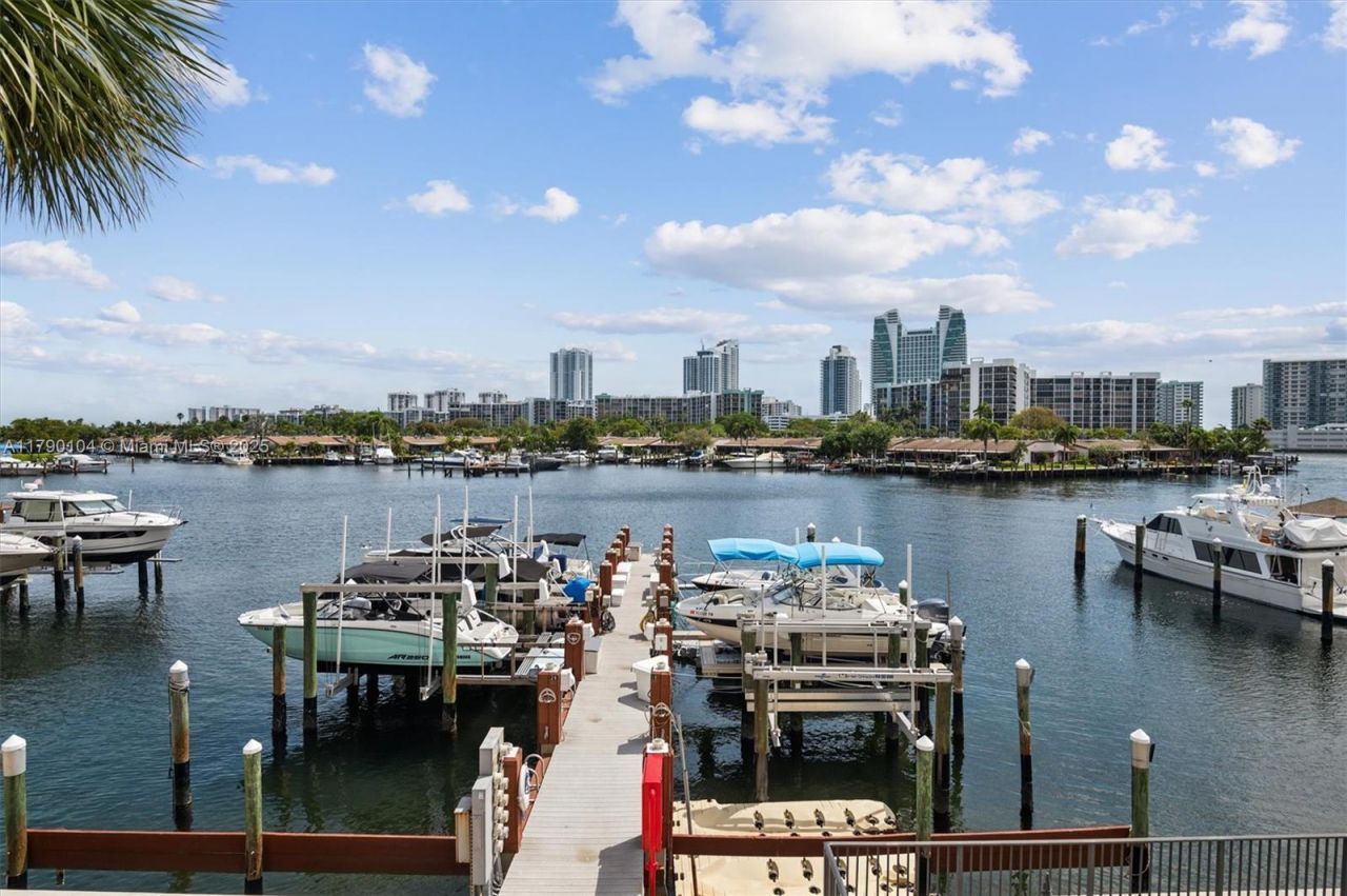 300 Three Islands Blvd, Unit 601, Hallandale Beach, FL 33009 Photo