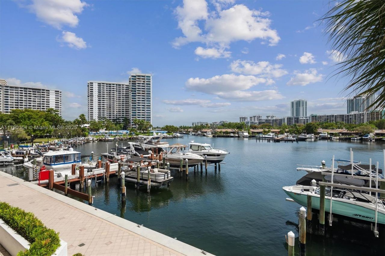 300 Three Islands Blvd, Unit 601, Hallandale Beach, FL 33009 Photo