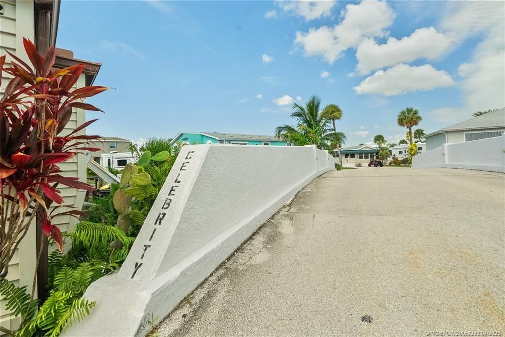 444 Nettles Boulevard, Jensen Beach, FL 34957 Photo