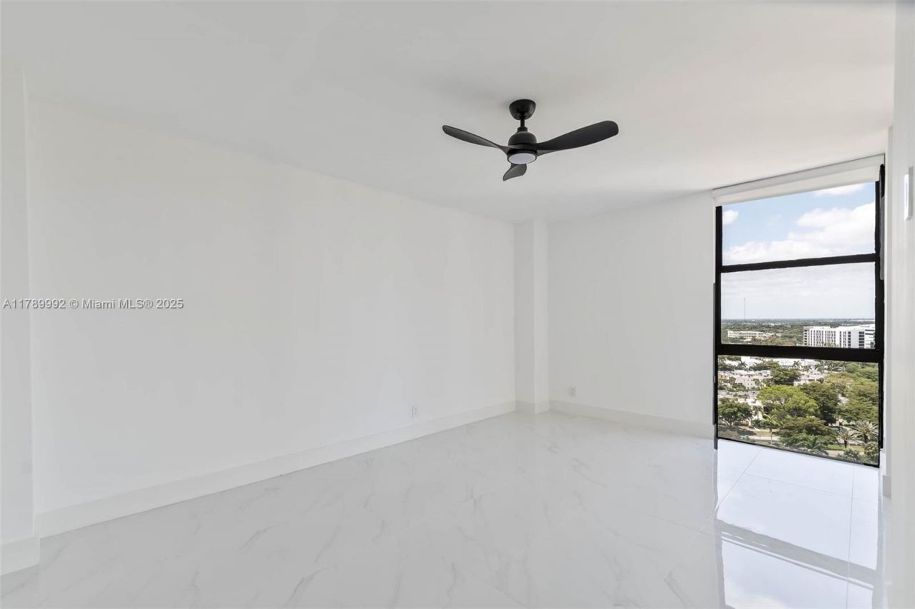 20335 W Country Club Dr, Unit 1902, Aventura, FL 33180 Photo