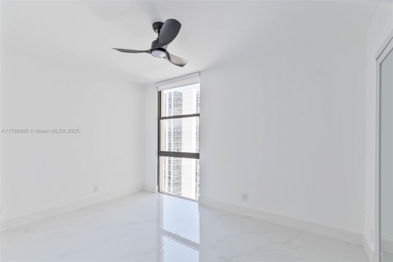 20335 W Country Club Dr, Unit 1902, Aventura, FL 33180 Photo