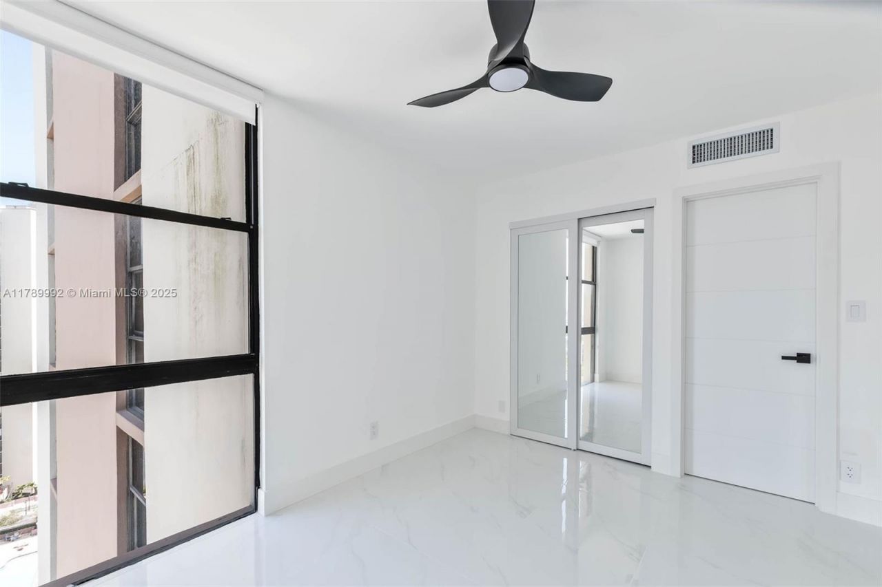 20335 W Country Club Dr, Unit 1902, Aventura, FL 33180 Photo