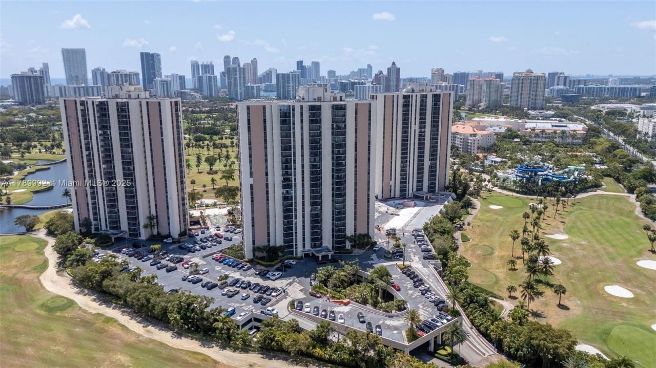 20335 W Country Club Dr, Unit 1902, Aventura, FL 33180 Photo