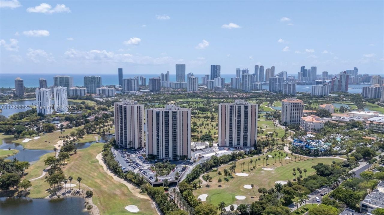 20335 W Country Club Dr, Unit 1902, Aventura, FL 33180 Photo