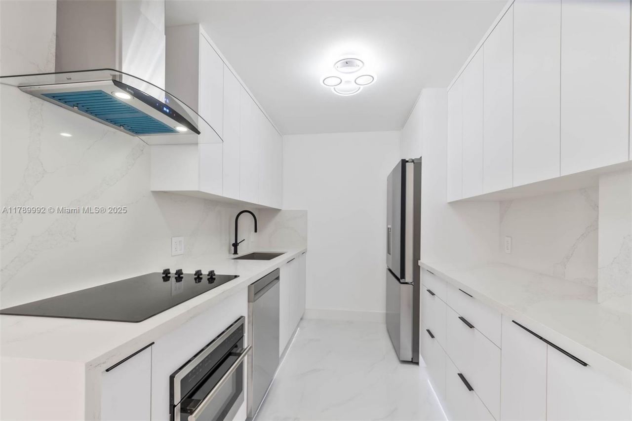 20335 W Country Club Dr, Unit 1902, Aventura, FL 33180 Photo