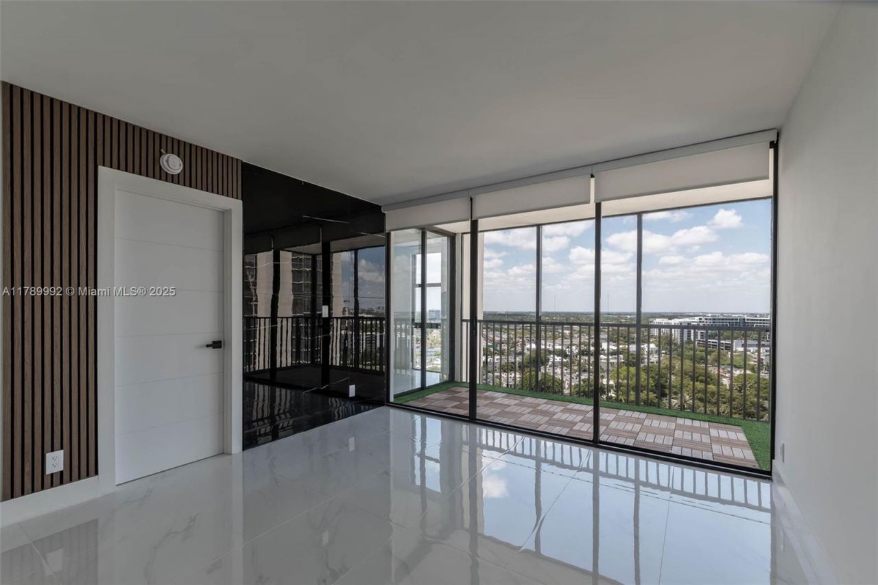 20335 W Country Club Dr, Unit 1902, Aventura, FL 33180 Photo