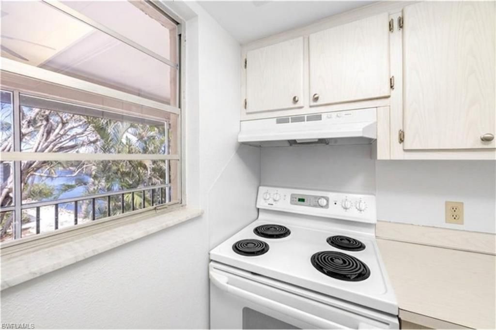 1610 Middle Gulf Dr, Unit A5, Sanibel, FL 33957 Photo