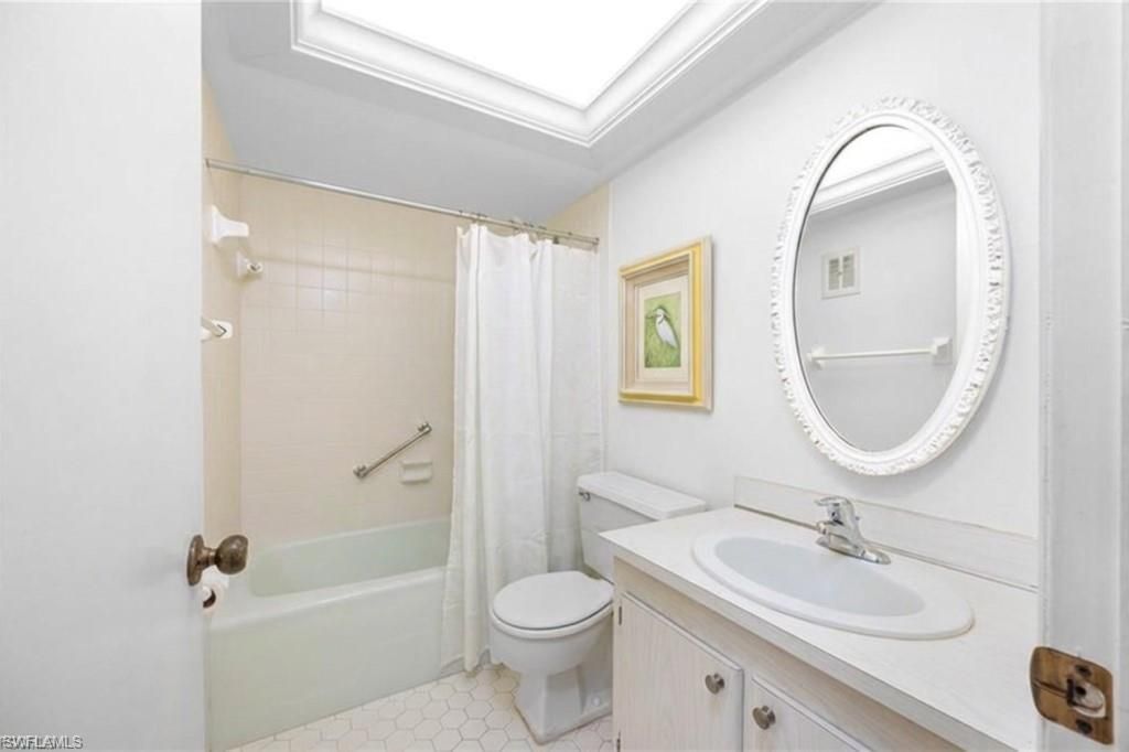 1610 Middle Gulf Dr, Unit A5, Sanibel, FL 33957 Photo
