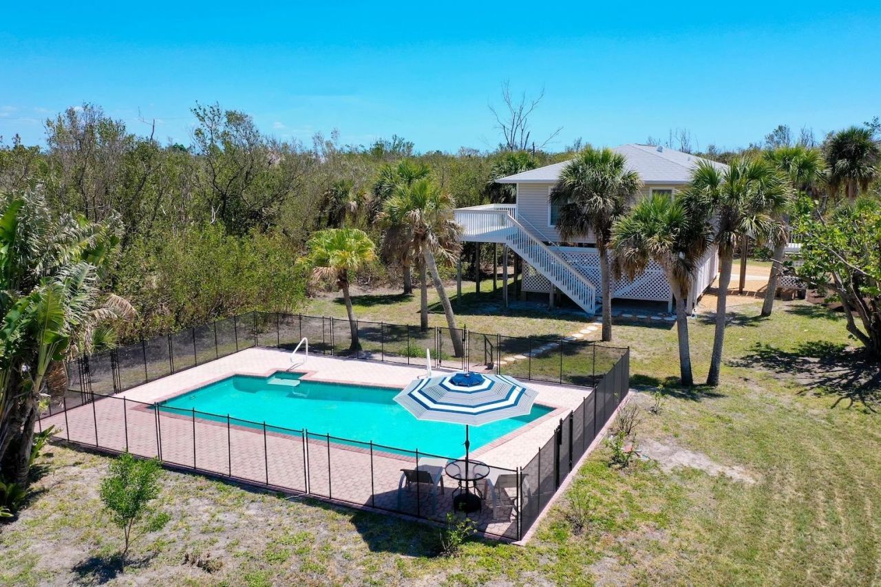 490 Marian Rd, Sanibel, FL 33957 Photo