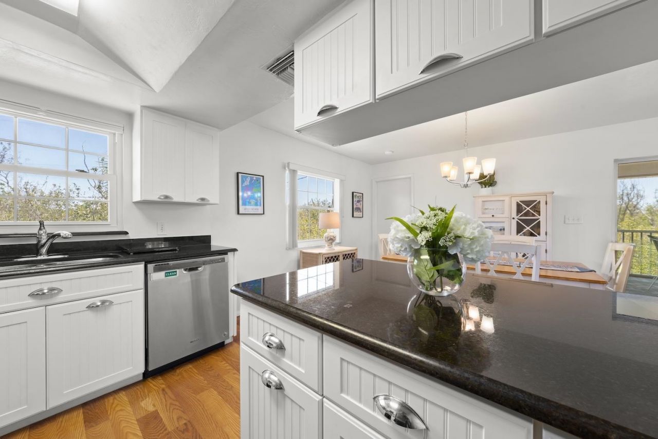 490 Marian Rd, Sanibel, FL 33957 Photo