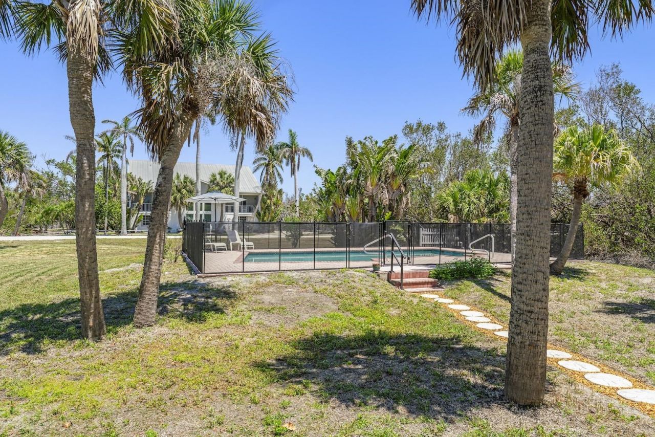 490 Marian Rd, Sanibel, FL 33957 Photo