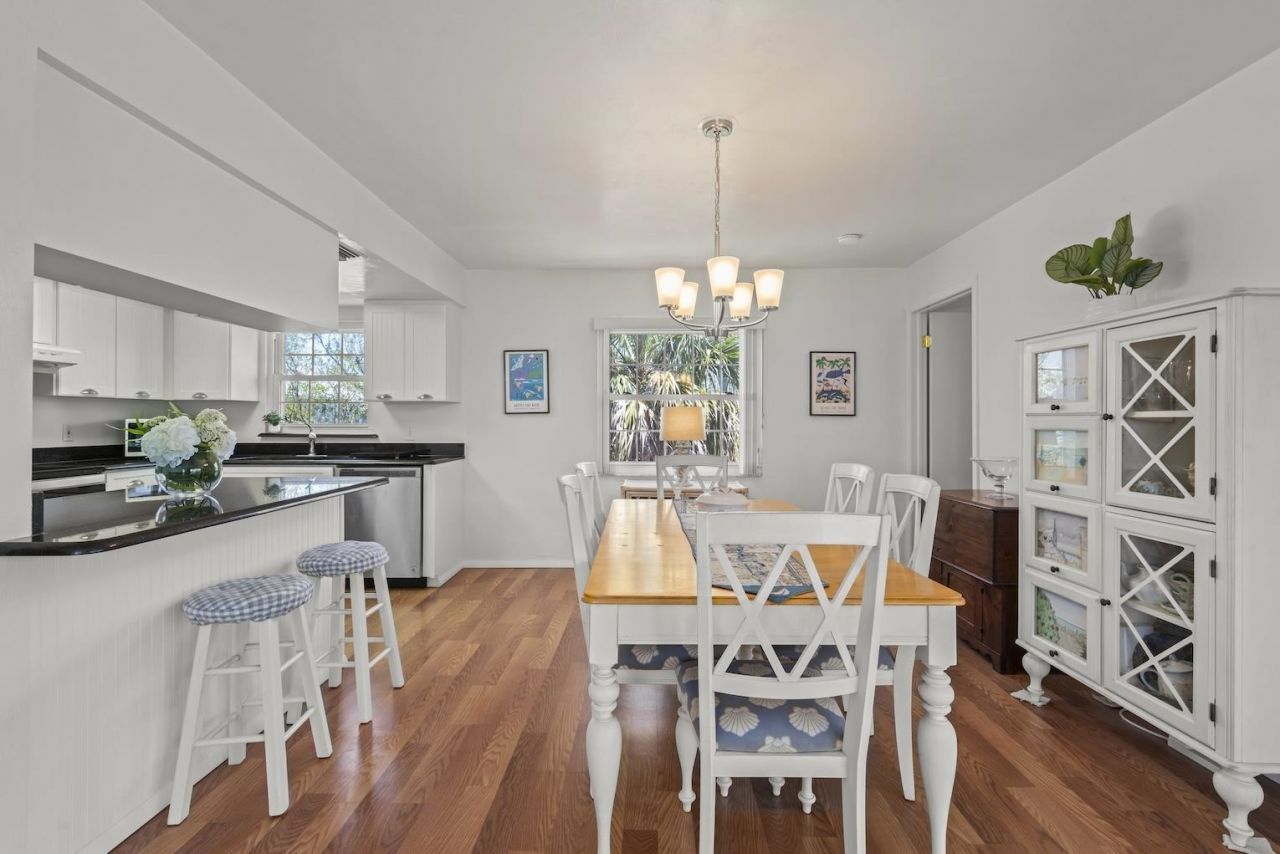 490 Marian Rd, Sanibel, FL 33957 Photo