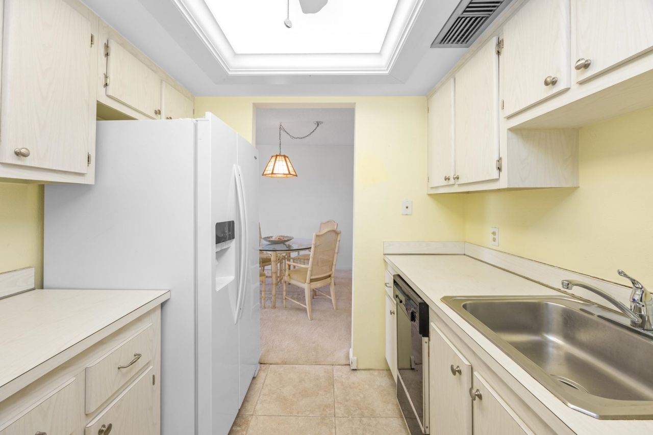 1610 Middle Gulf Dr, Unit A5, Sanibel, FL 33957 Photo