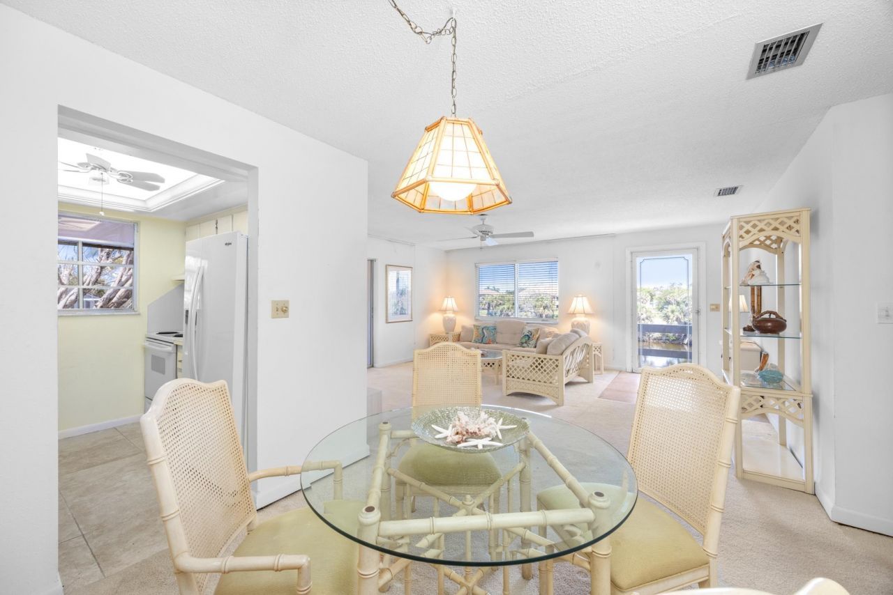 1610 Middle Gulf Dr, Unit A5, Sanibel, FL 33957 Photo