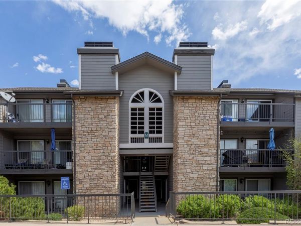 2575 S Syracuse Way, Unit M206, Denver, CO 80231