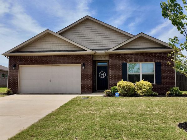 25066 Delilah Circle, Athens, AL 35613