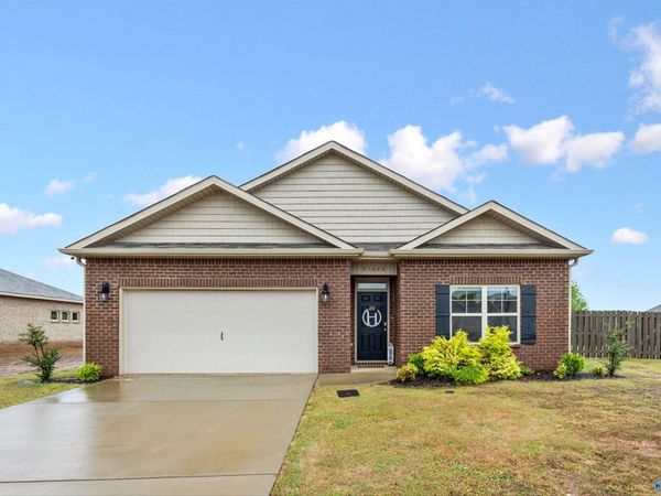 25066 Delilah Circle, Athens, AL 35613