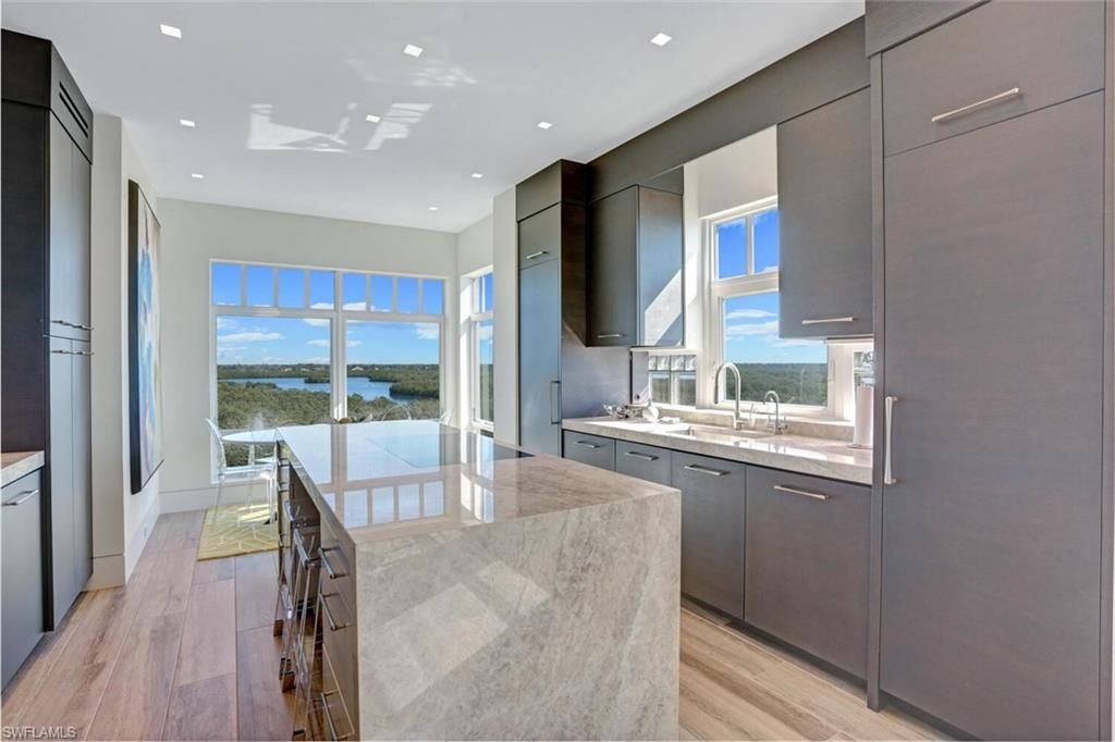 255 Barefoot Beach Blvd, Unit 4, Bonita Springs, FL 34134 Photo