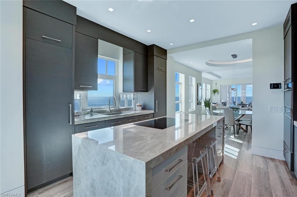 255 Barefoot Beach Blvd, Unit 4, Bonita Springs, FL 34134 Photo