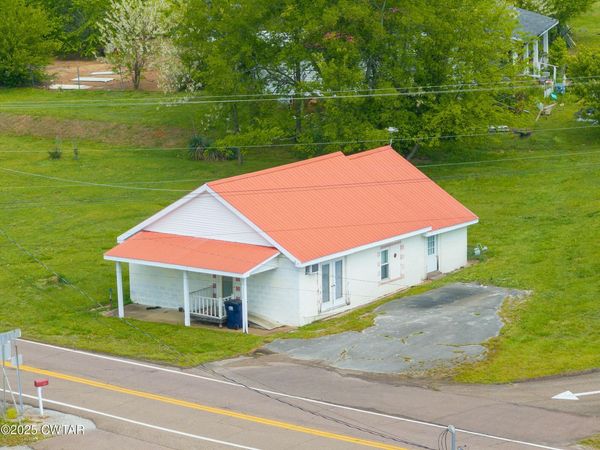 4555 Henderson Road, Sardis, TN 38371