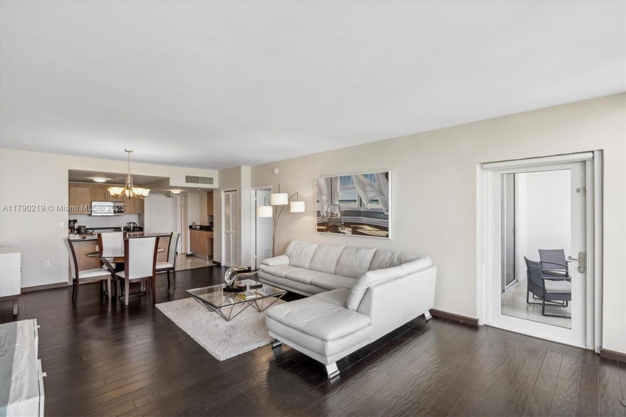 10275 Collins Ave, Unit 529, Bal Harbour, FL 33154 Photo