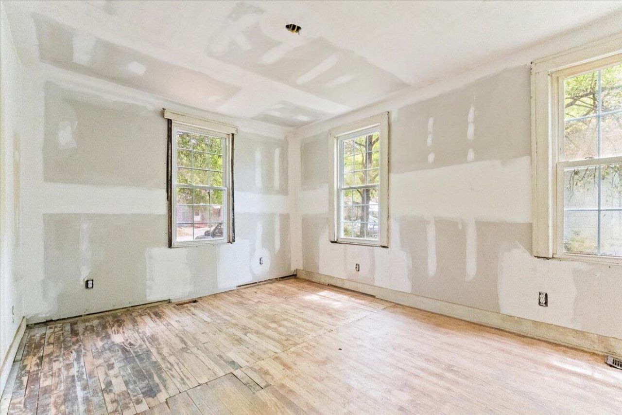 2654 Harvey Avenue Photo 9