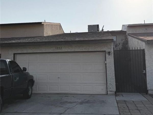 1203 Mews Lane, Las Vegas, NV 89101