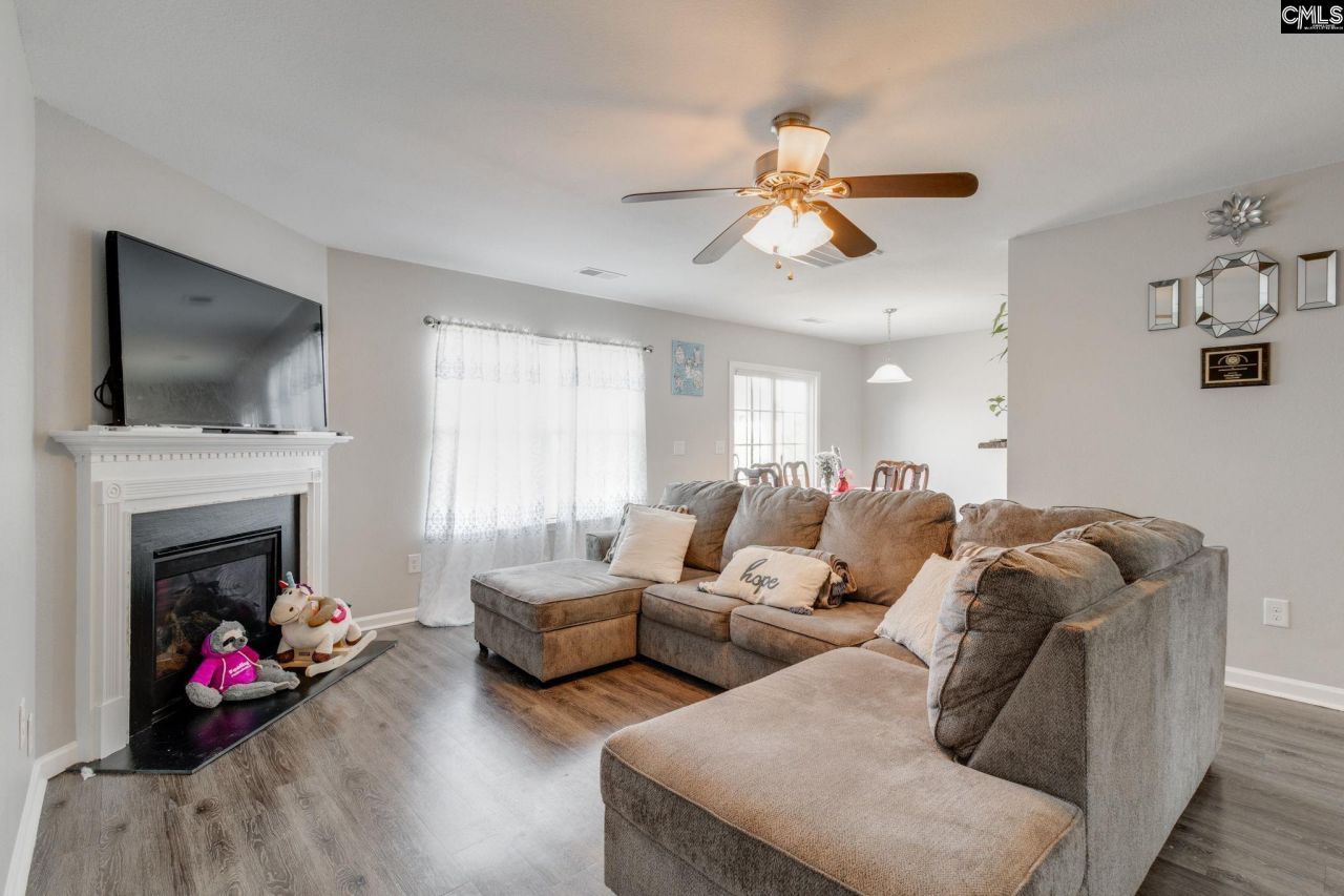 216 Bantam Place Photo 11