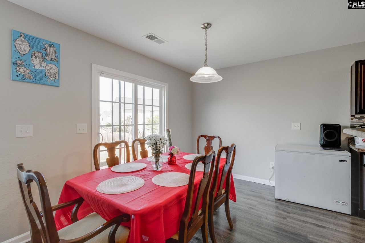 216 Bantam Place Photo 14