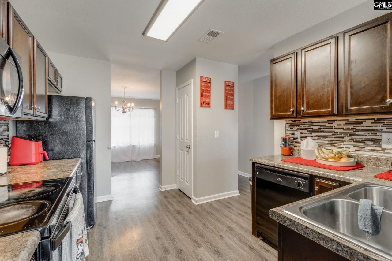 216 Bantam Place Photo 15