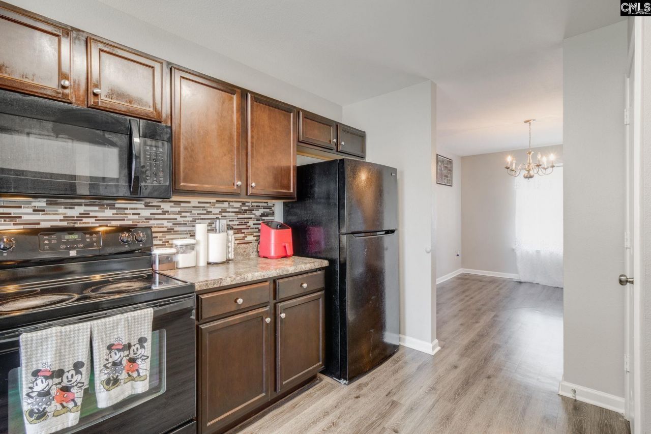 216 Bantam Place Photo 18