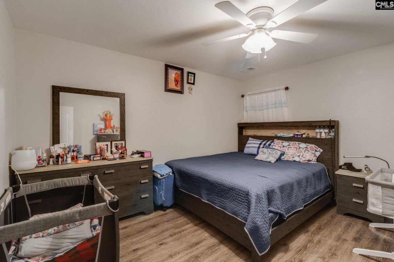 216 Bantam Place Photo 19