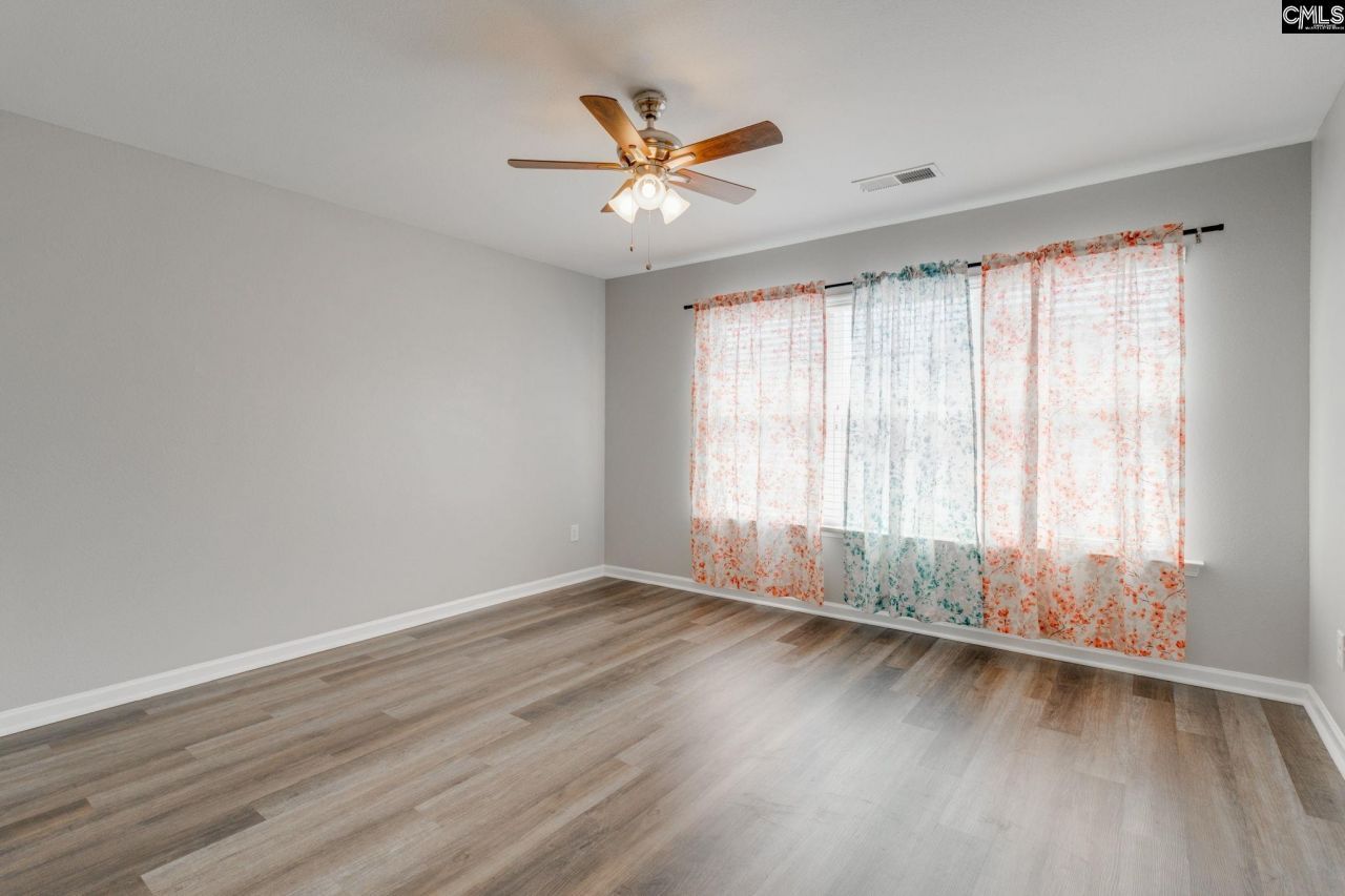 216 Bantam Place Photo 28