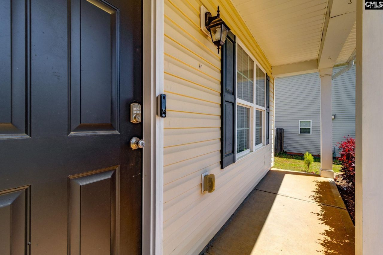 216 Bantam Place Photo 4