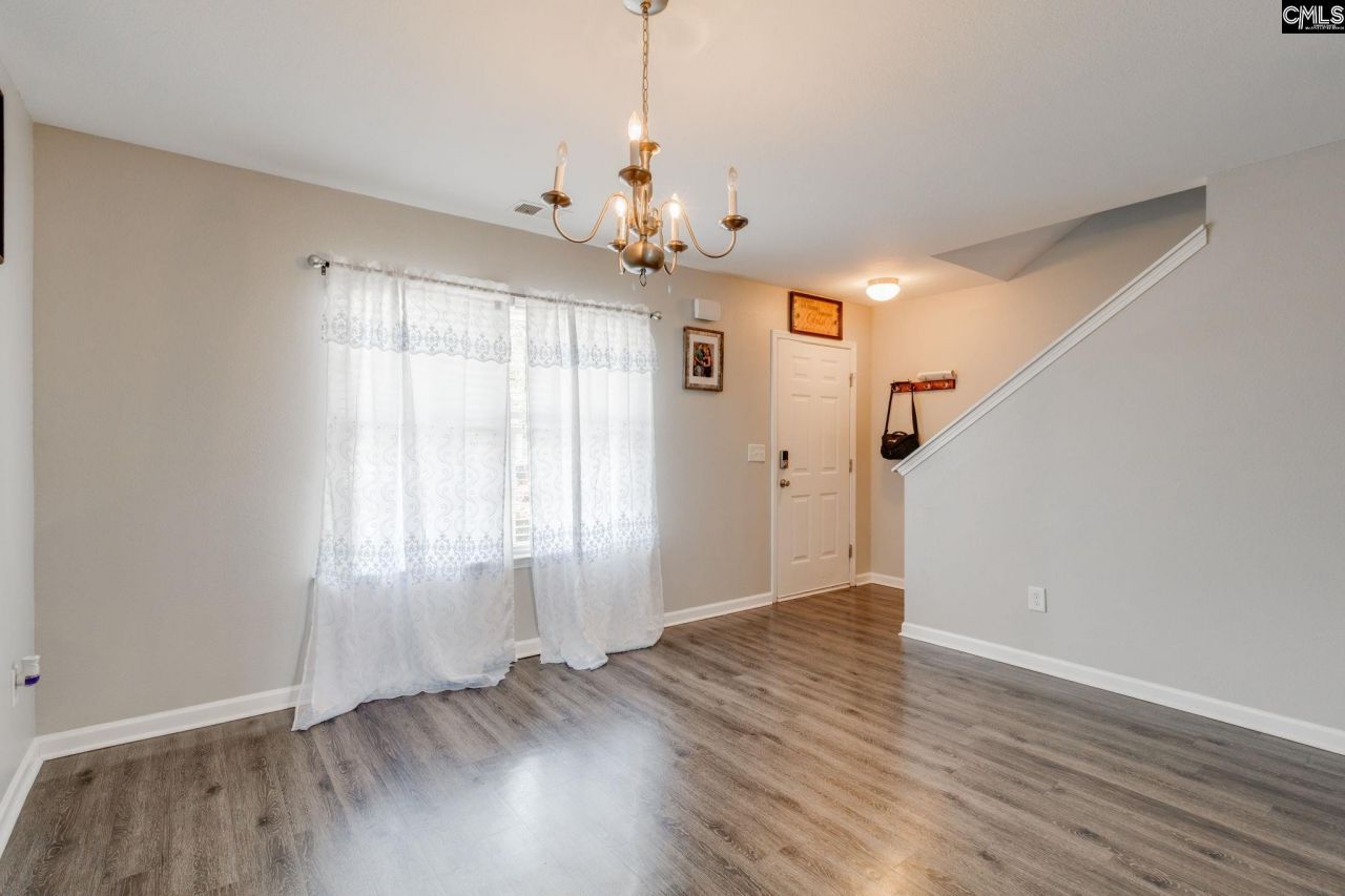 216 Bantam Place Photo 7