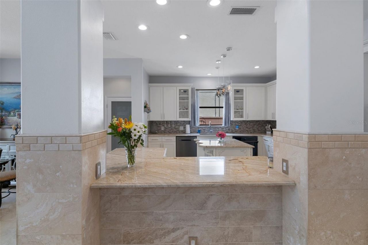 15630 N Himes Avenue, Tampa, FL 33618 Photo