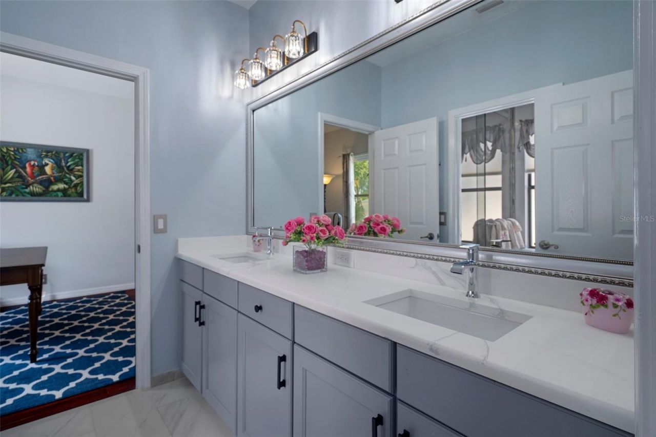 15630 N Himes Avenue, Tampa, FL 33618 Photo