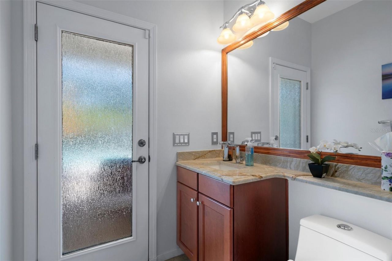 15630 N Himes Avenue, Tampa, FL 33618 Photo