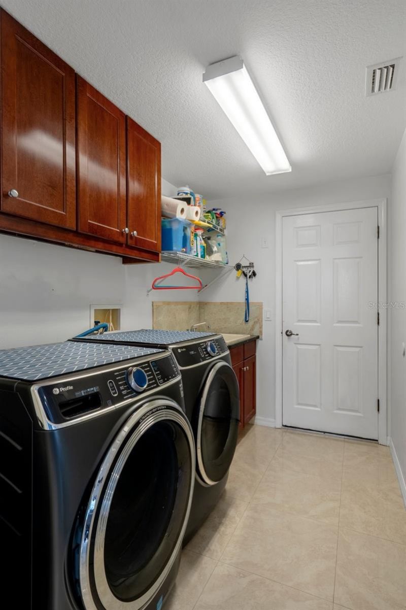 15630 N Himes Avenue, Tampa, FL 33618 Photo