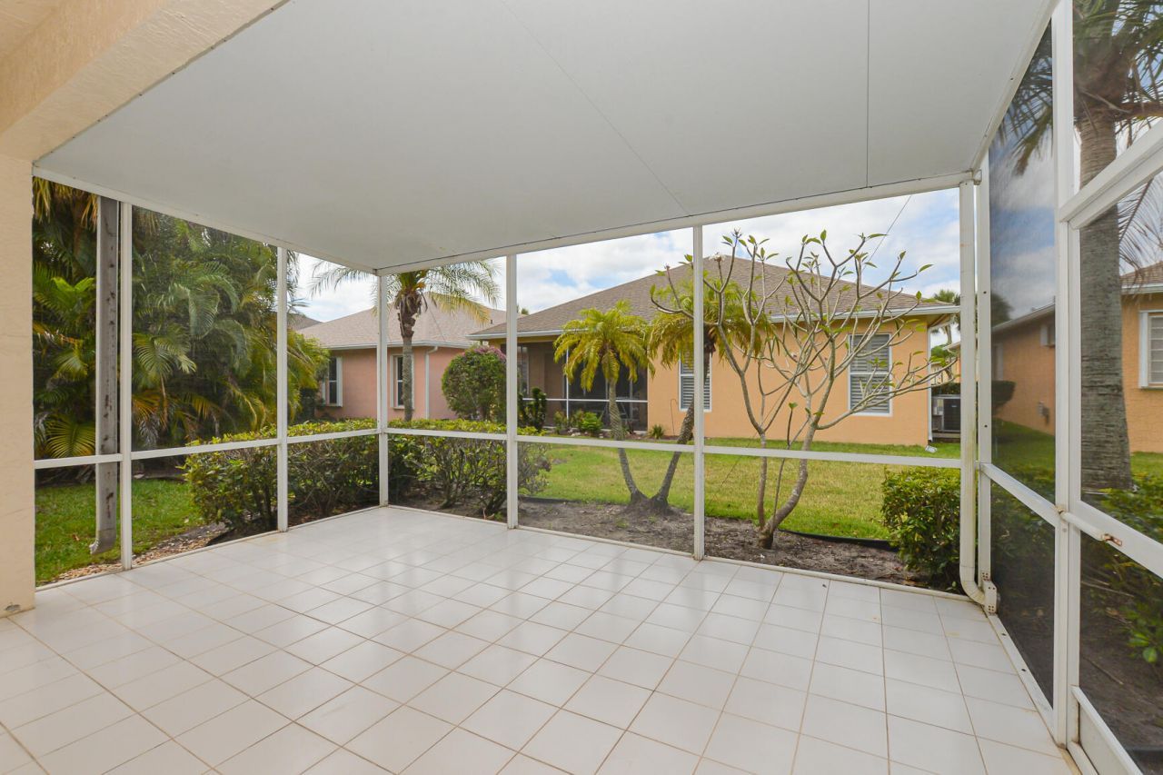 614 NW Monticello Place, Port Saint Lucie, FL 34986 Photo