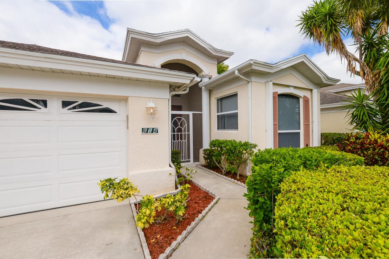 614 NW Monticello Place, Port Saint Lucie, FL 34986 Photo
