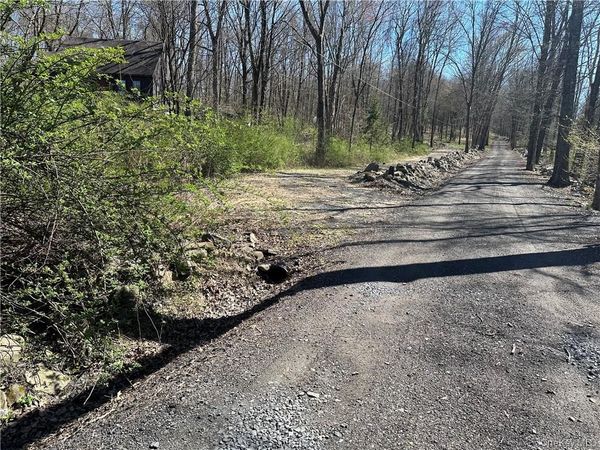 Cronk Road, Wallkill, NY 12589