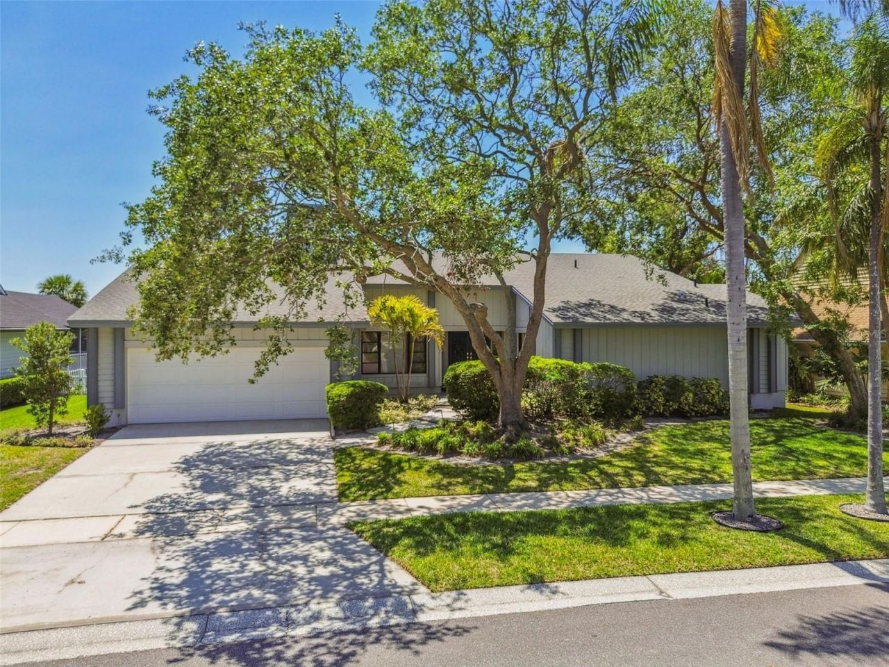 4226 Saltwater Boulevard, Tampa, FL 33615 Main Photo