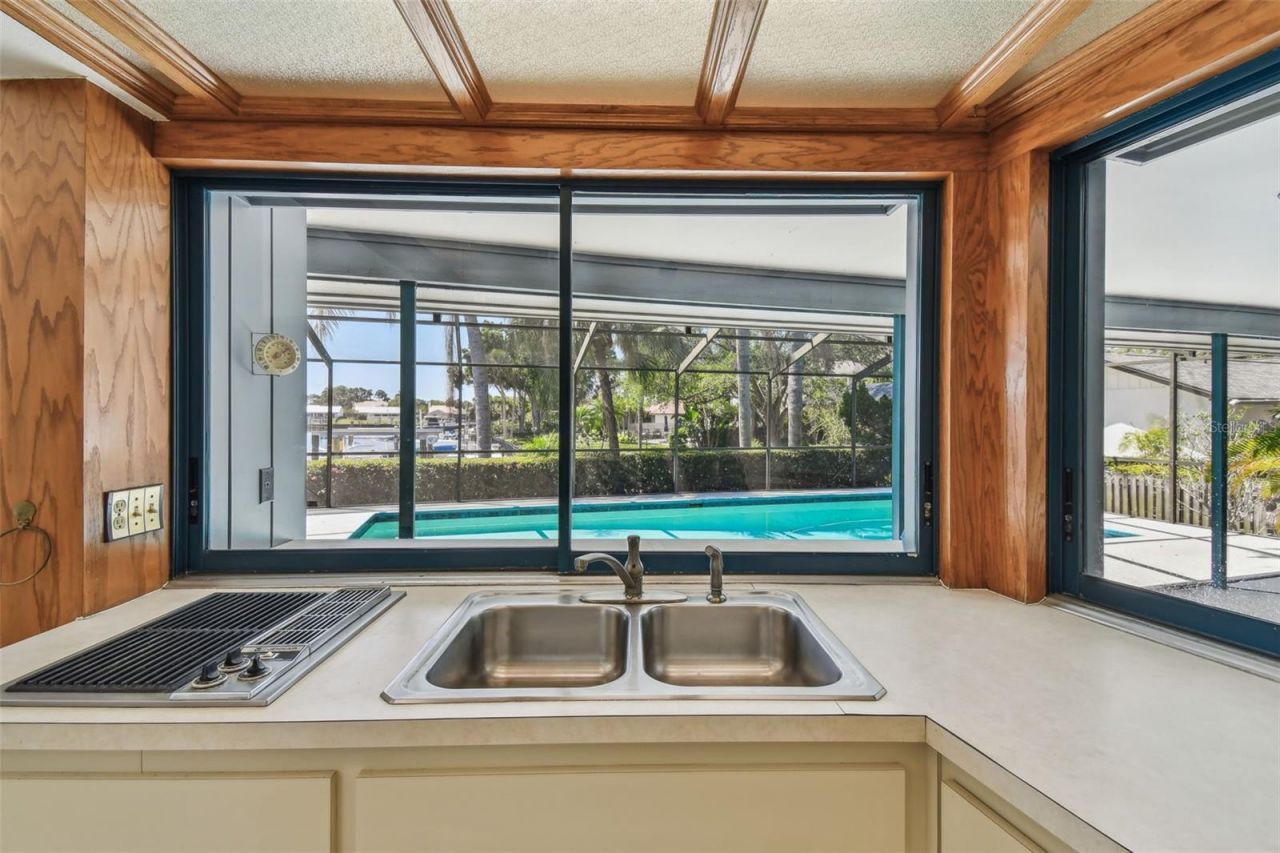 4226 Saltwater Boulevard, Tampa, FL 33615 Photo