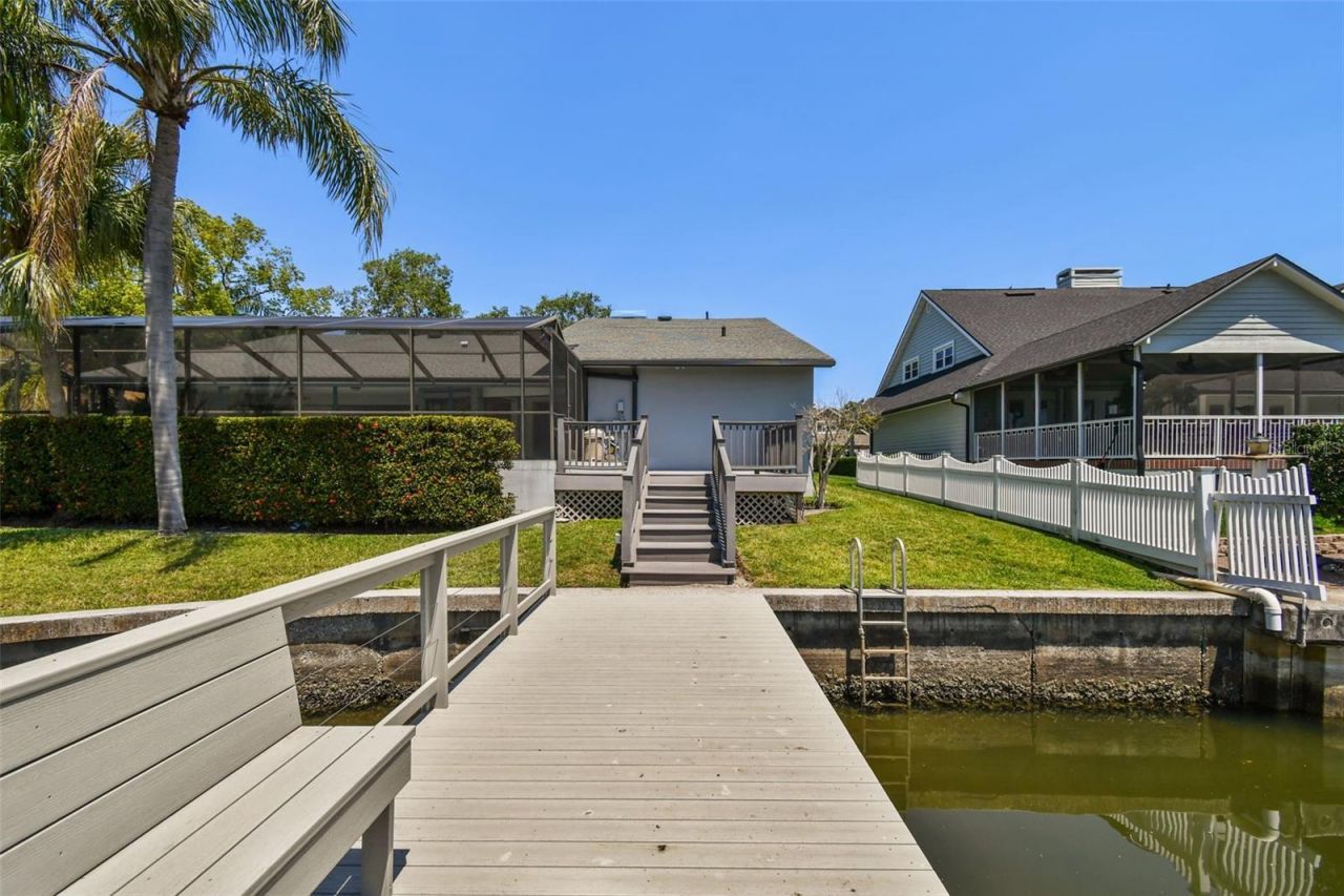 4226 Saltwater Boulevard, Tampa, FL 33615 Photo