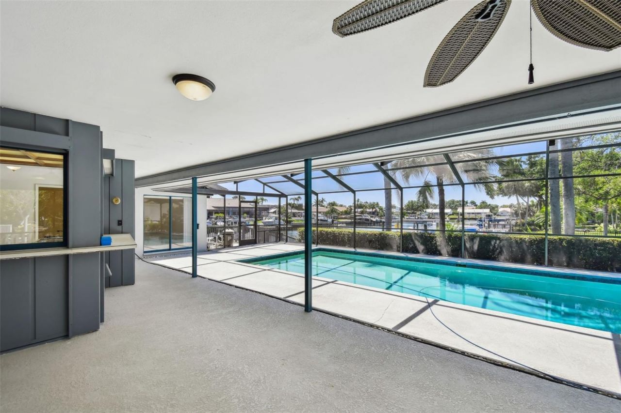 4226 Saltwater Boulevard, Tampa, FL 33615 Photo