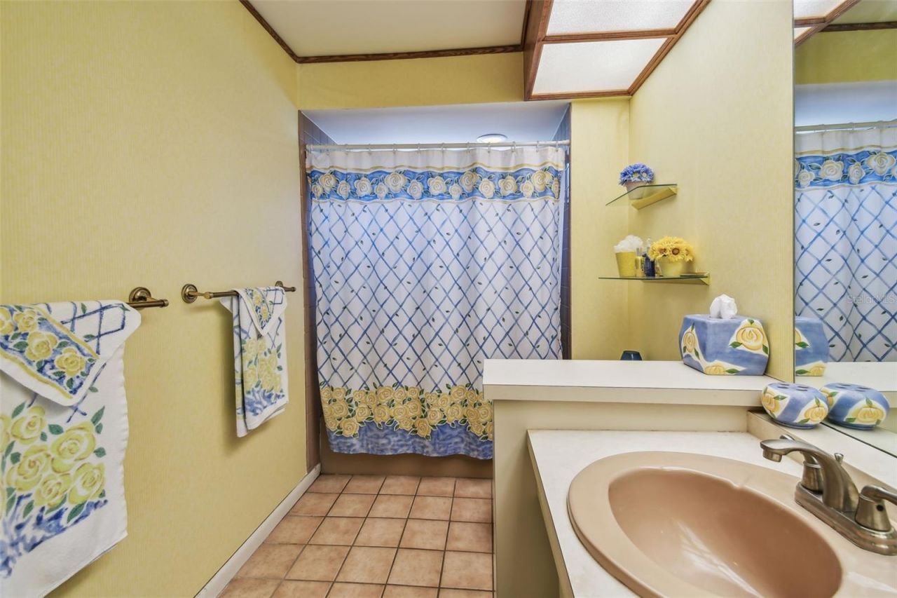 4226 Saltwater Boulevard, Tampa, FL 33615 Photo